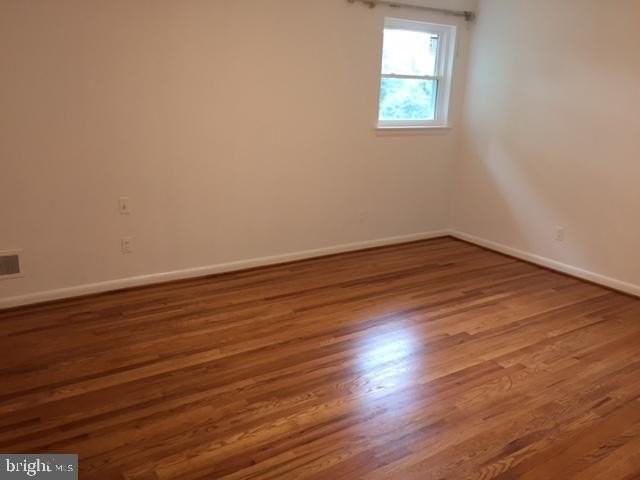 9301 Kirkdale Rd - Photo 7 of 16