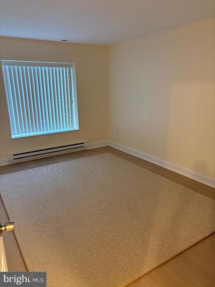 15400 Bassett Ln Unit 46-2c - Photo 3 of 11