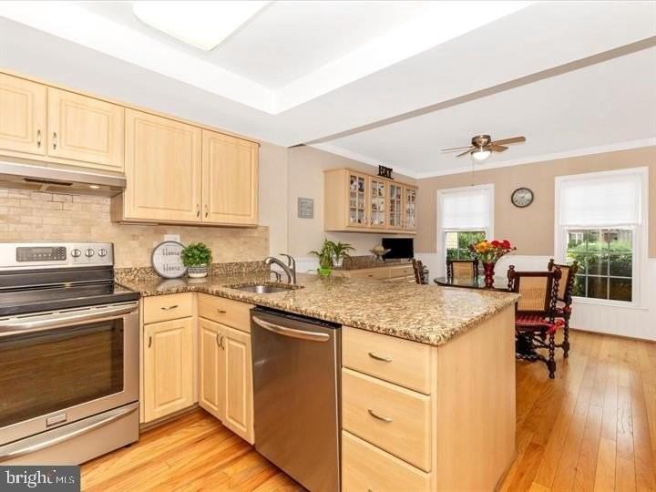 20105 Waringwood Way - Photo 7 of 39