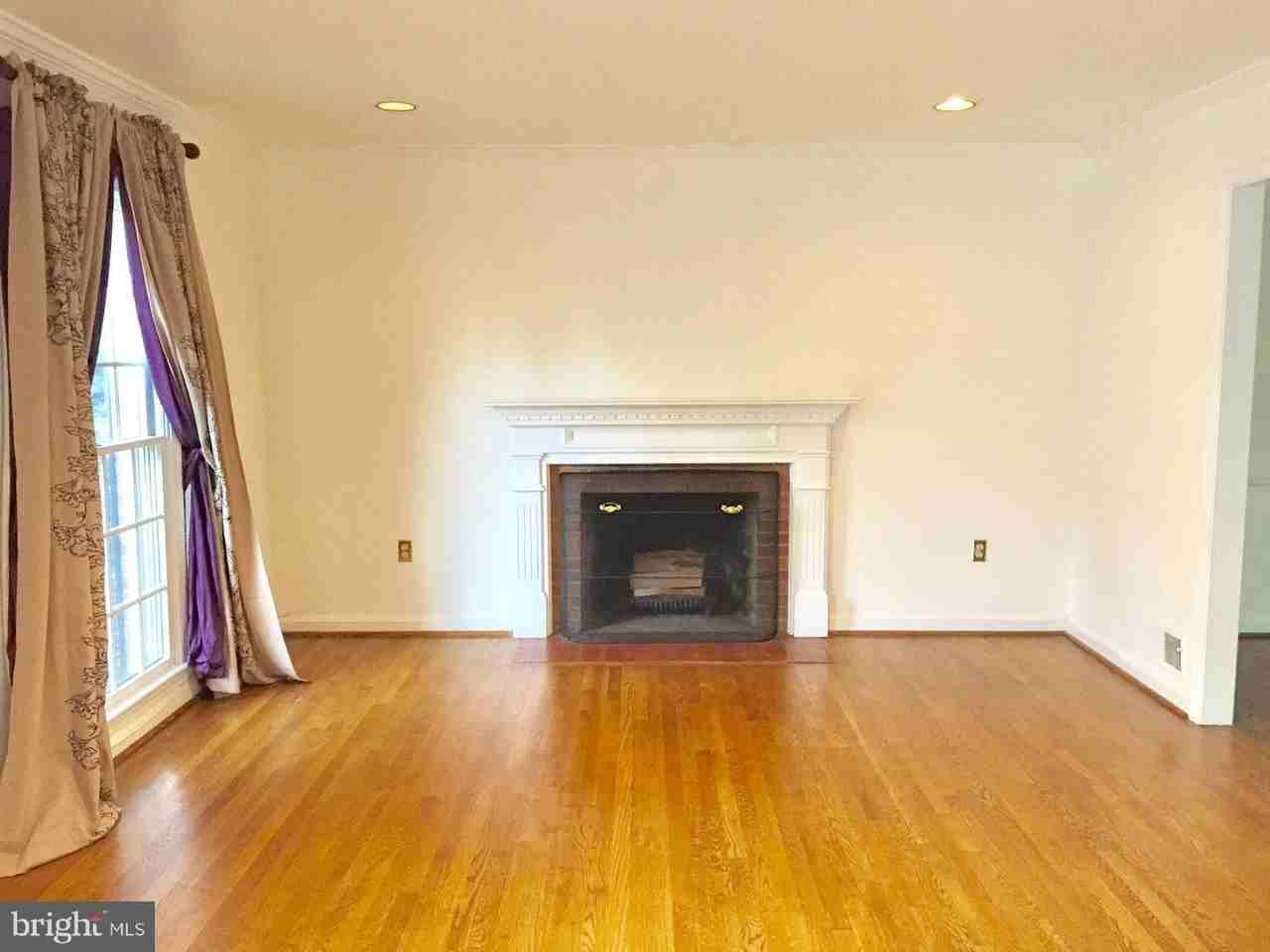 7510 Cayuga Ave - Photo 6 of 20