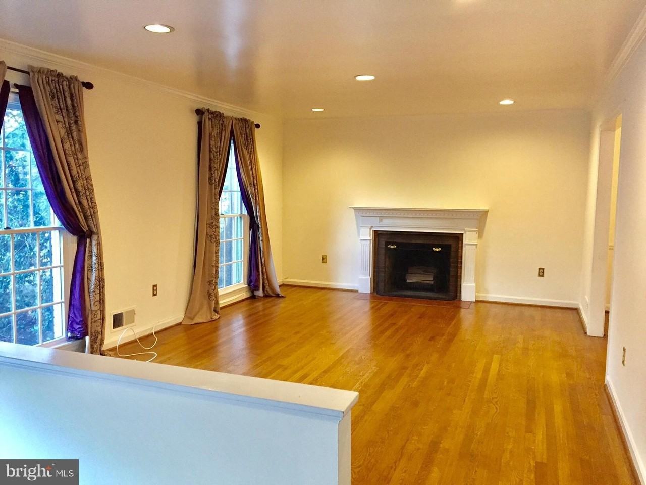 7510 Cayuga Ave - Photo 7 of 20