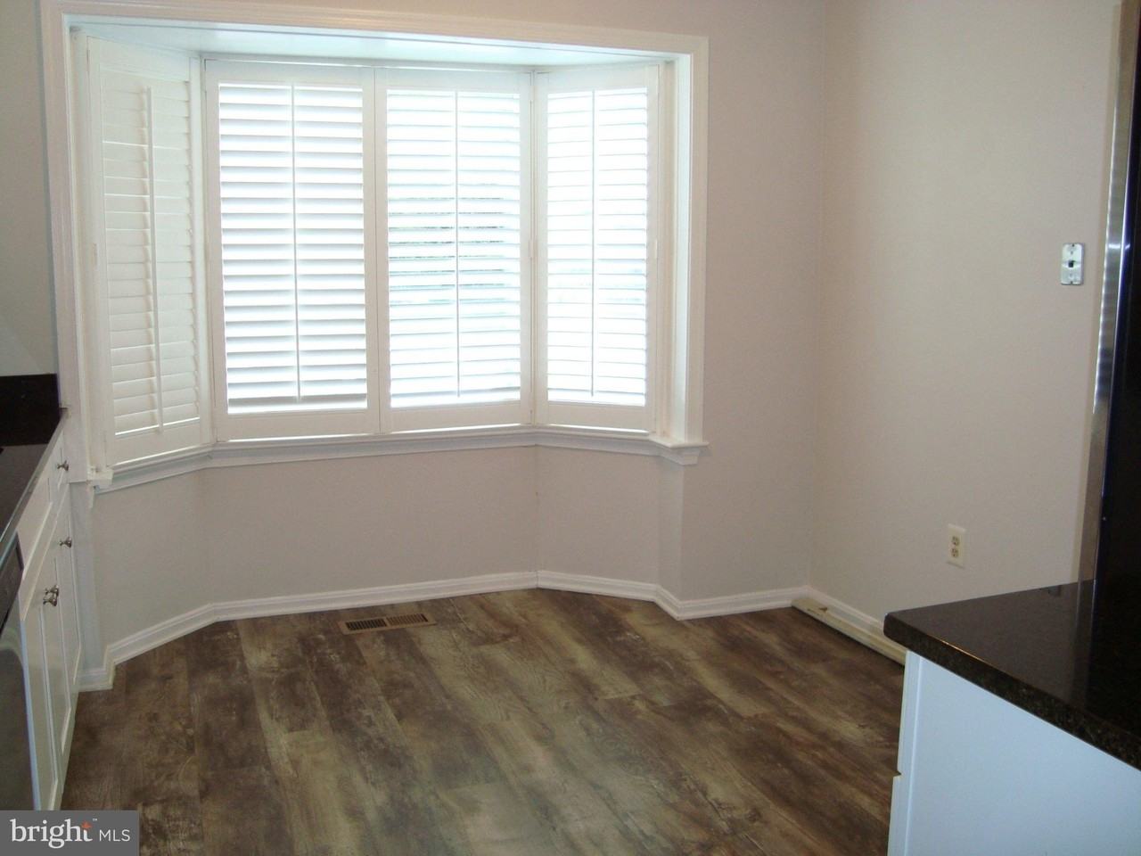 7813 Heatherton Ln - Photo 7 of 43