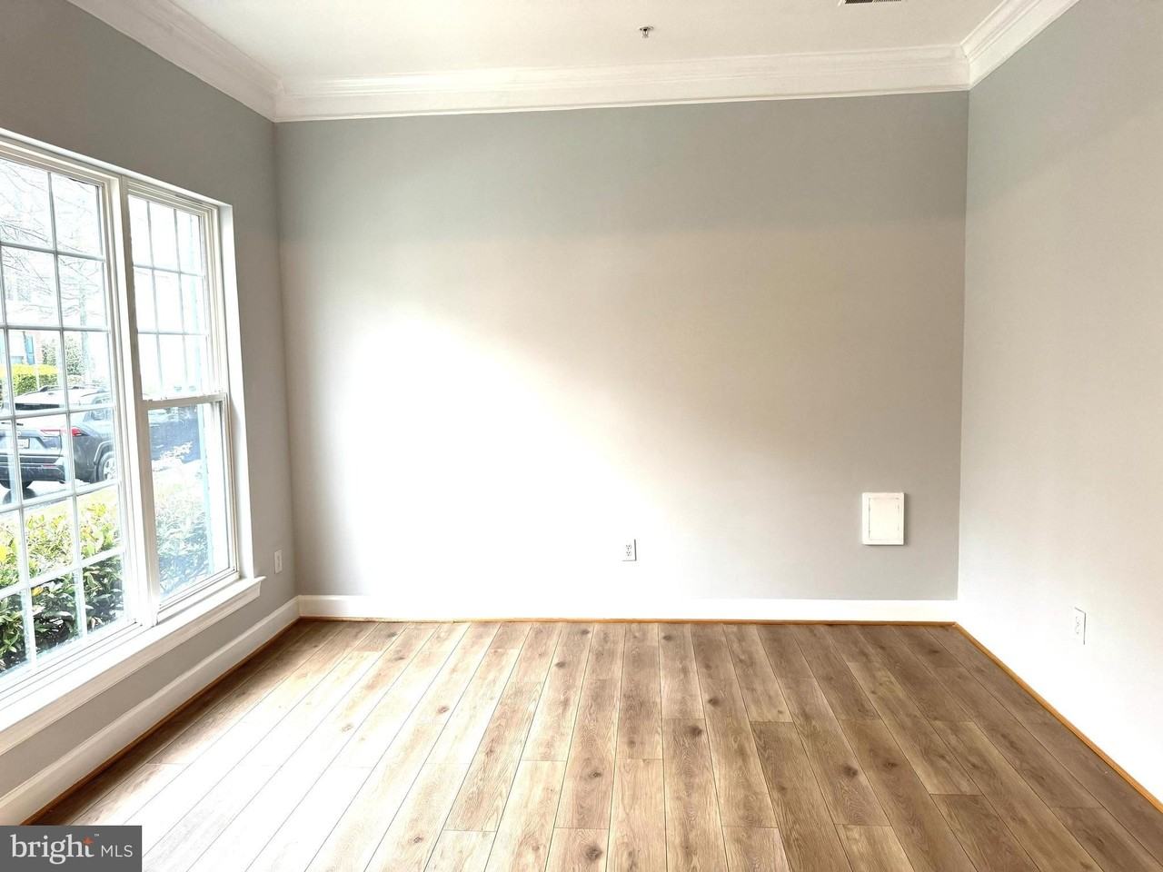 23745 Clarksmeade Dr - Photo 2 of 19