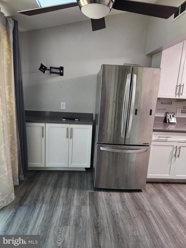 13257 Wonderland Way Apt 302 - Photo 3 of 25