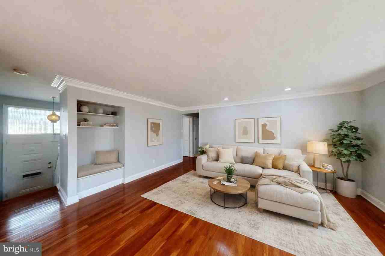 1012 Loxford Ter - Photo 2 of 50