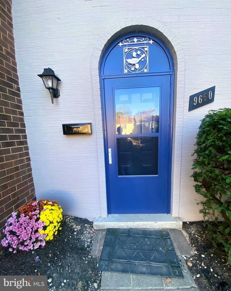 9650 Marston Ln - Photo 3 of 40