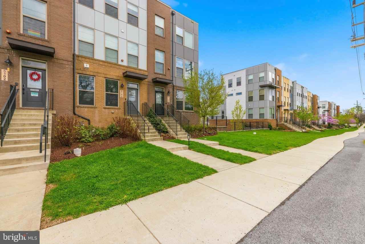 5104 Randolph Rd - Photo 2 of 33