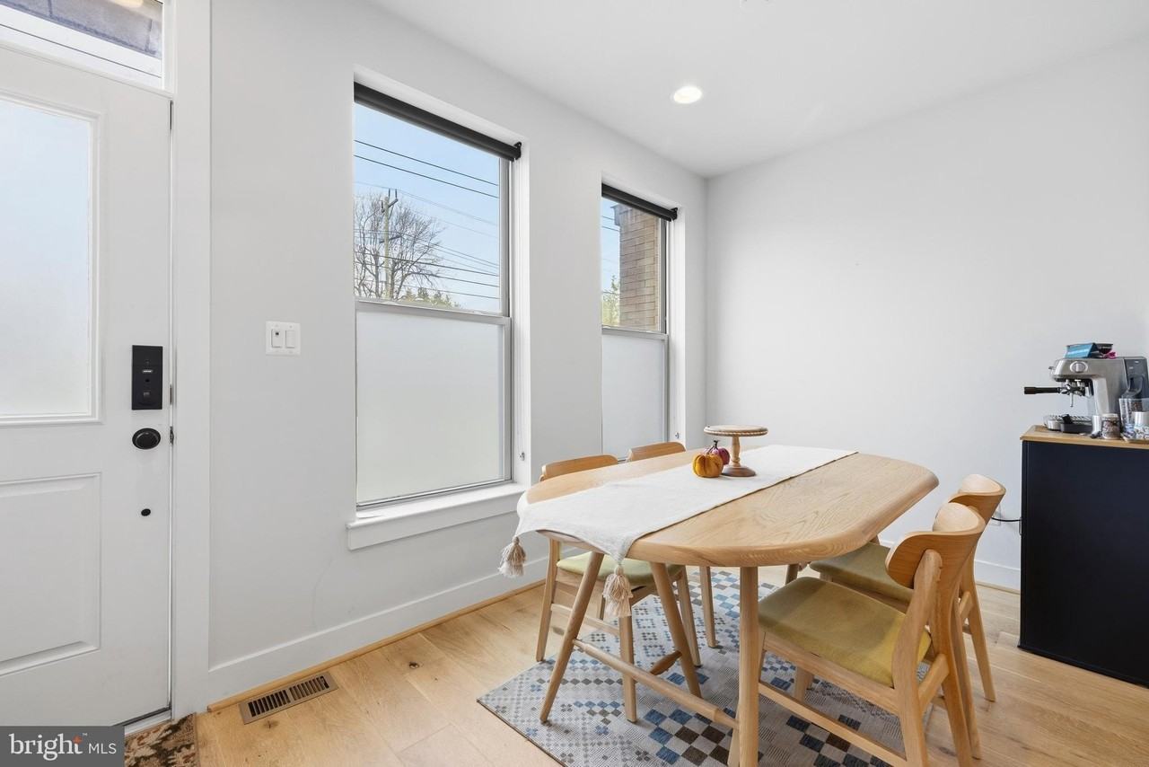 5104 Randolph Rd - Photo 4 of 33