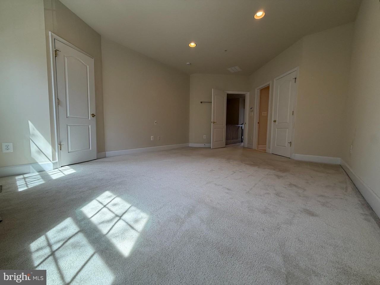 19461 Dover Cliffs Cir Unit 19461 - Photo 6 of 24