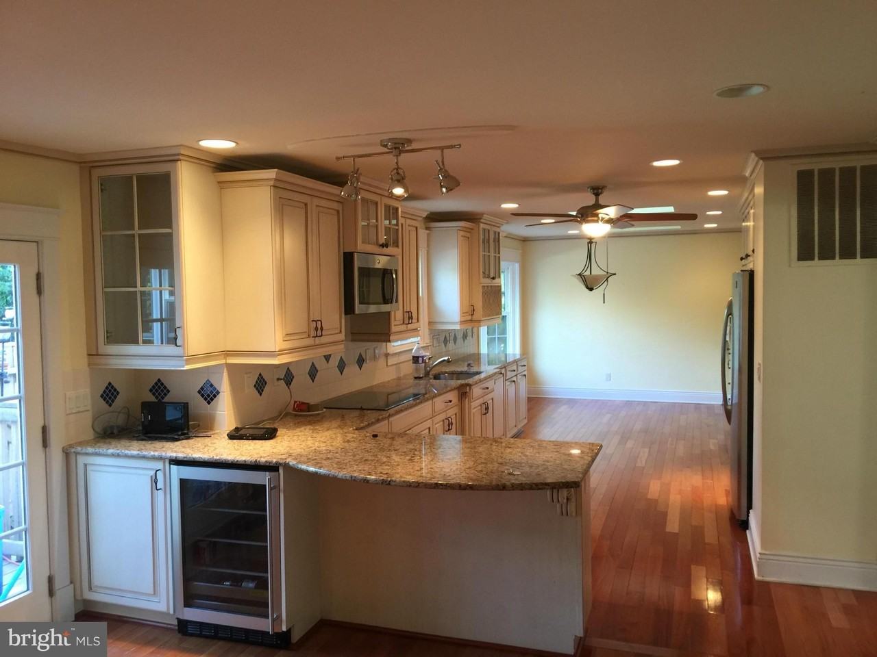 25 Beauvoir Ct - Photo 2 of 19