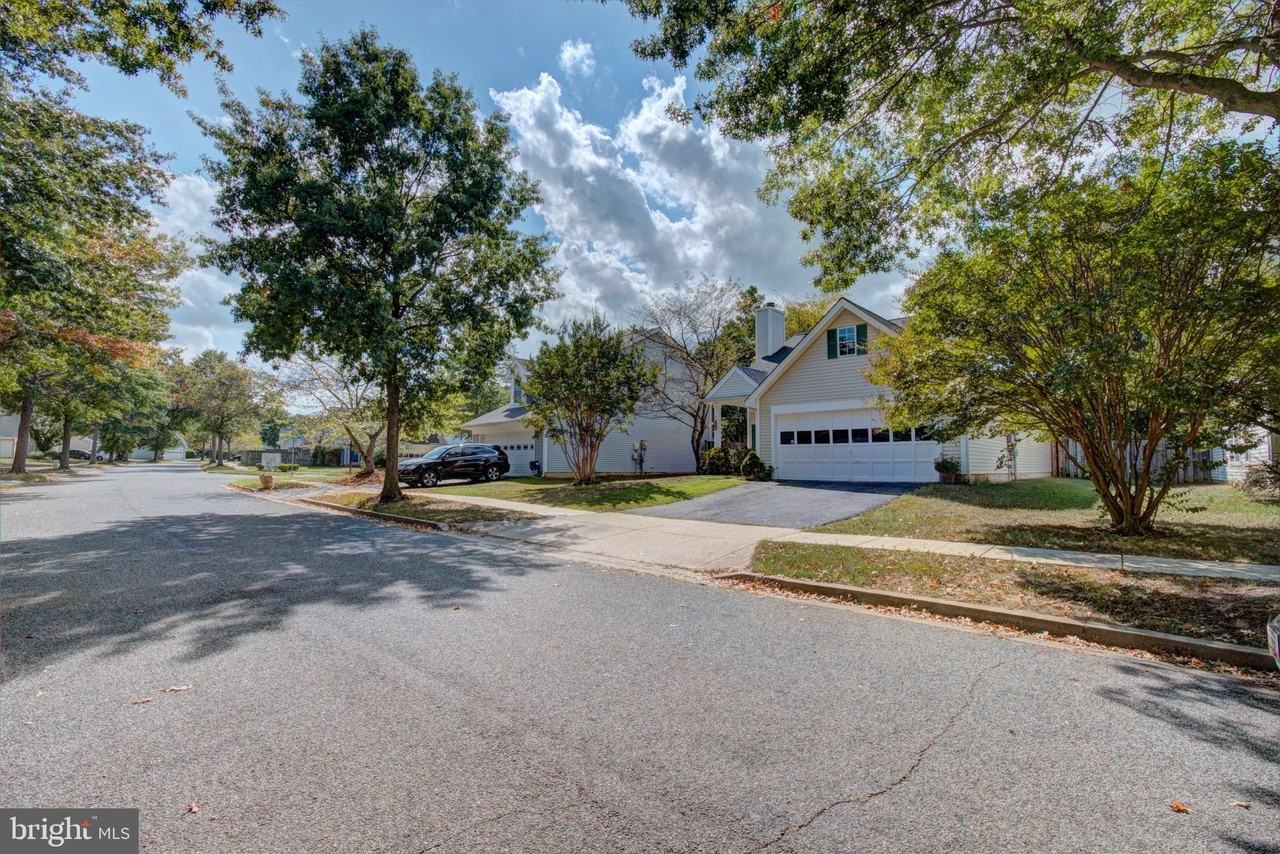 13920 Lord Fairfax Pl - Photo 2 of 31