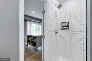 6604 Oak St - Photo 1 of 1