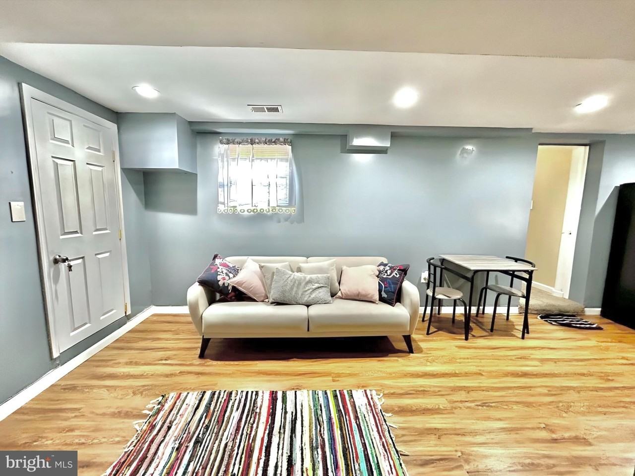 421 Nova Ave - Photo 7 of 15