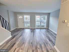 3004 Saint Clair Dr - Photo 1 of 1