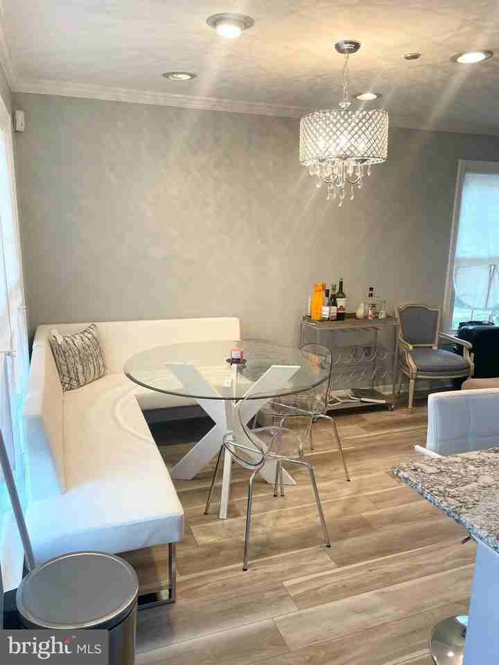 15401 Empress Way - Photo 6 of 16