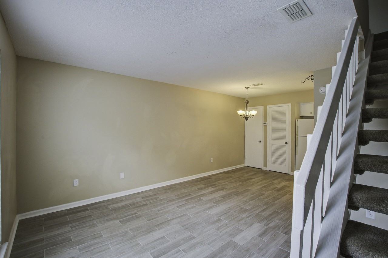 2494 Etiwan Ave #J7 - Photo 4 of 8