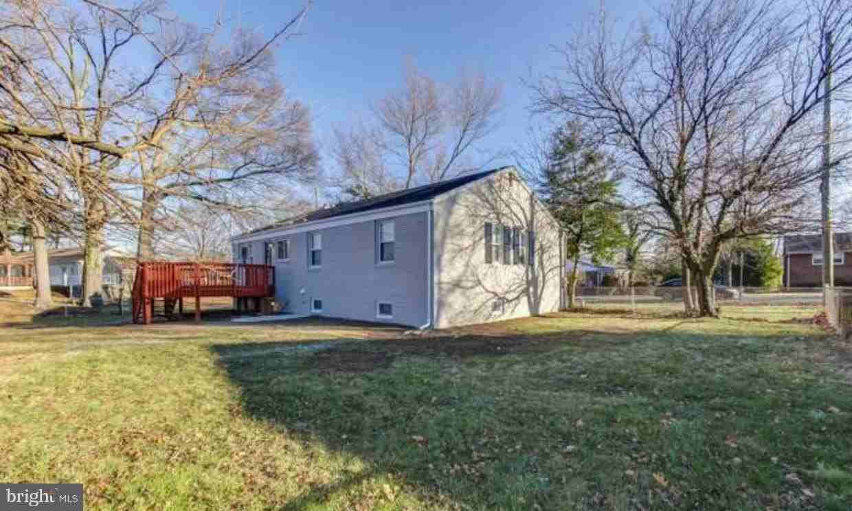 5806 Burgess Rd - Photo 3 of 11