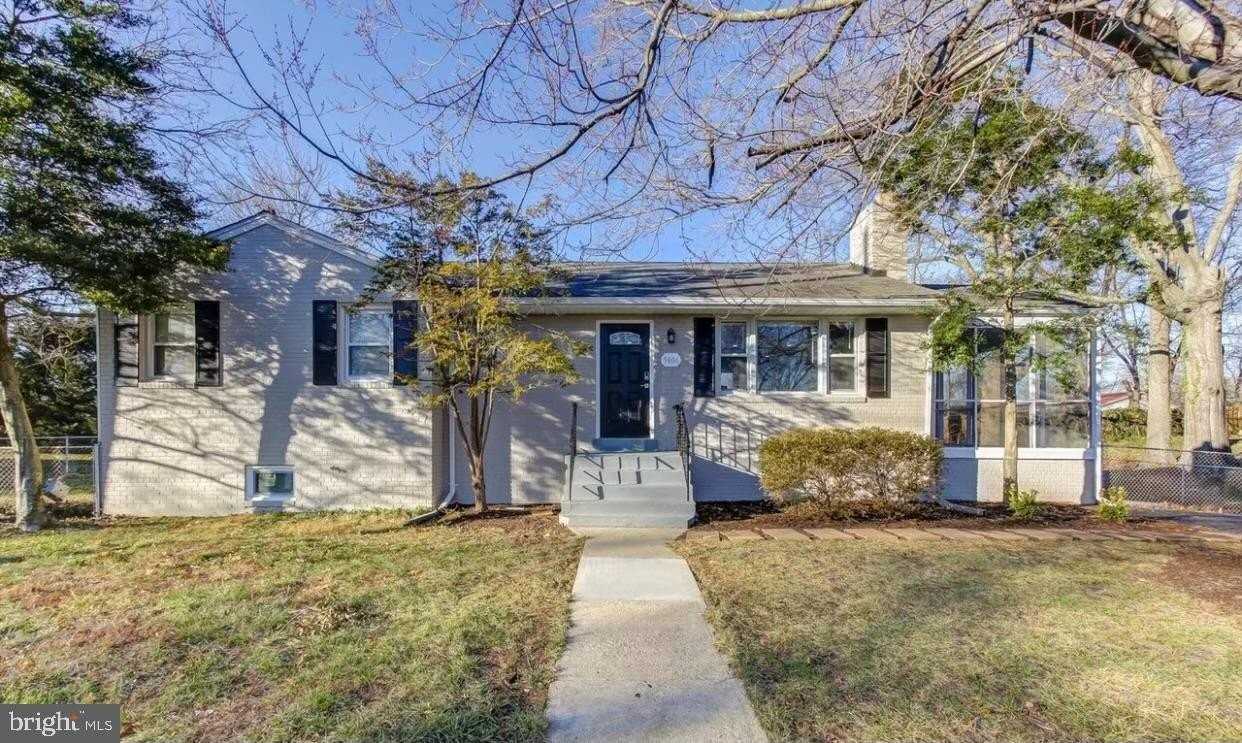 5806 Burgess Rd - Photo 5 of 11