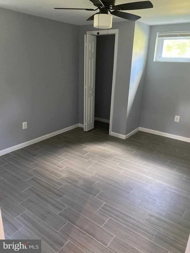 5806 Burgess Rd - Photo 7 of 11