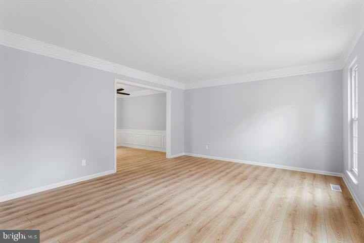 2807 Falling Brook Ter - Photo 5 of 48