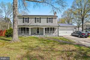 featured image of 15957 Alameda Dr