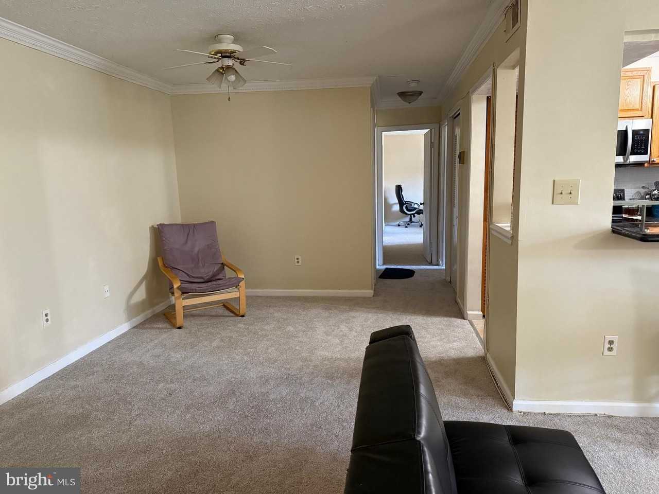 7925 Mandan Rd Apt 204 - Photo 6 of 41