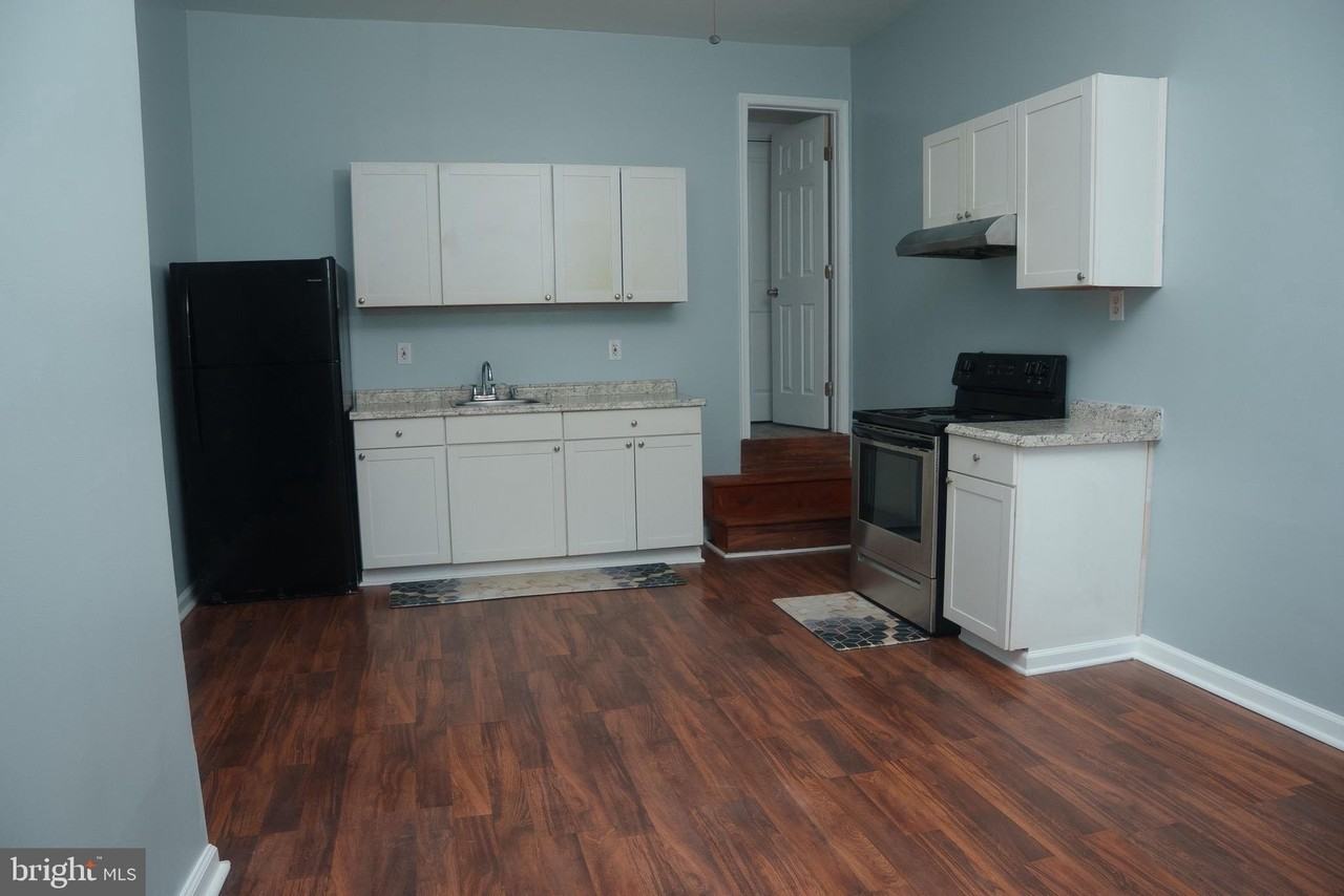 9610 Prince William Dr - Photo 4 of 10