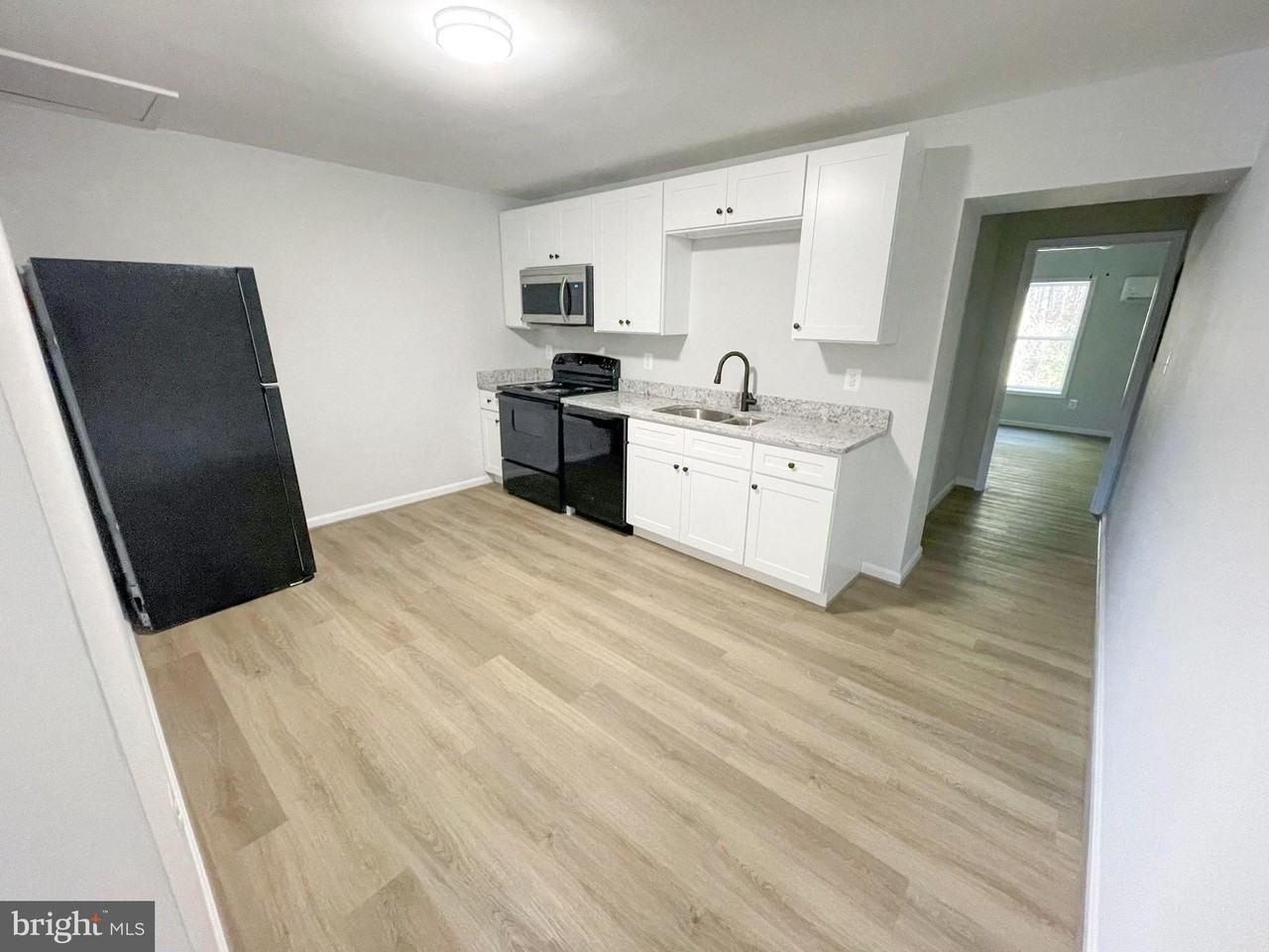 17476 Piney Point Rd #5 - Photo 7 of 12