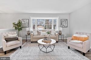 featured image of 45867 Broun Ter