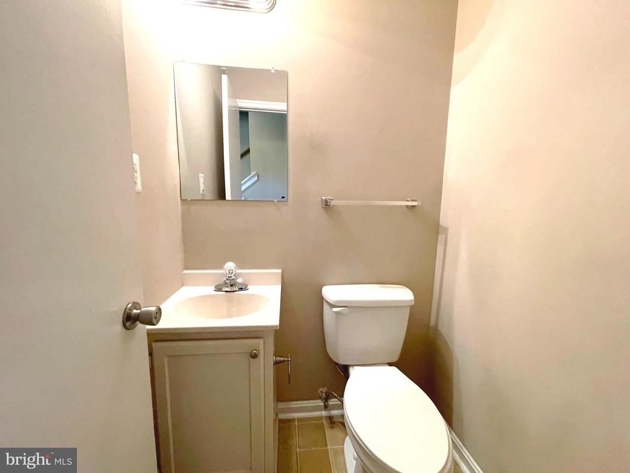21822 Ronald Dr - Photo 7 of 24