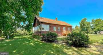 featured image of 23581 Belmar Dr