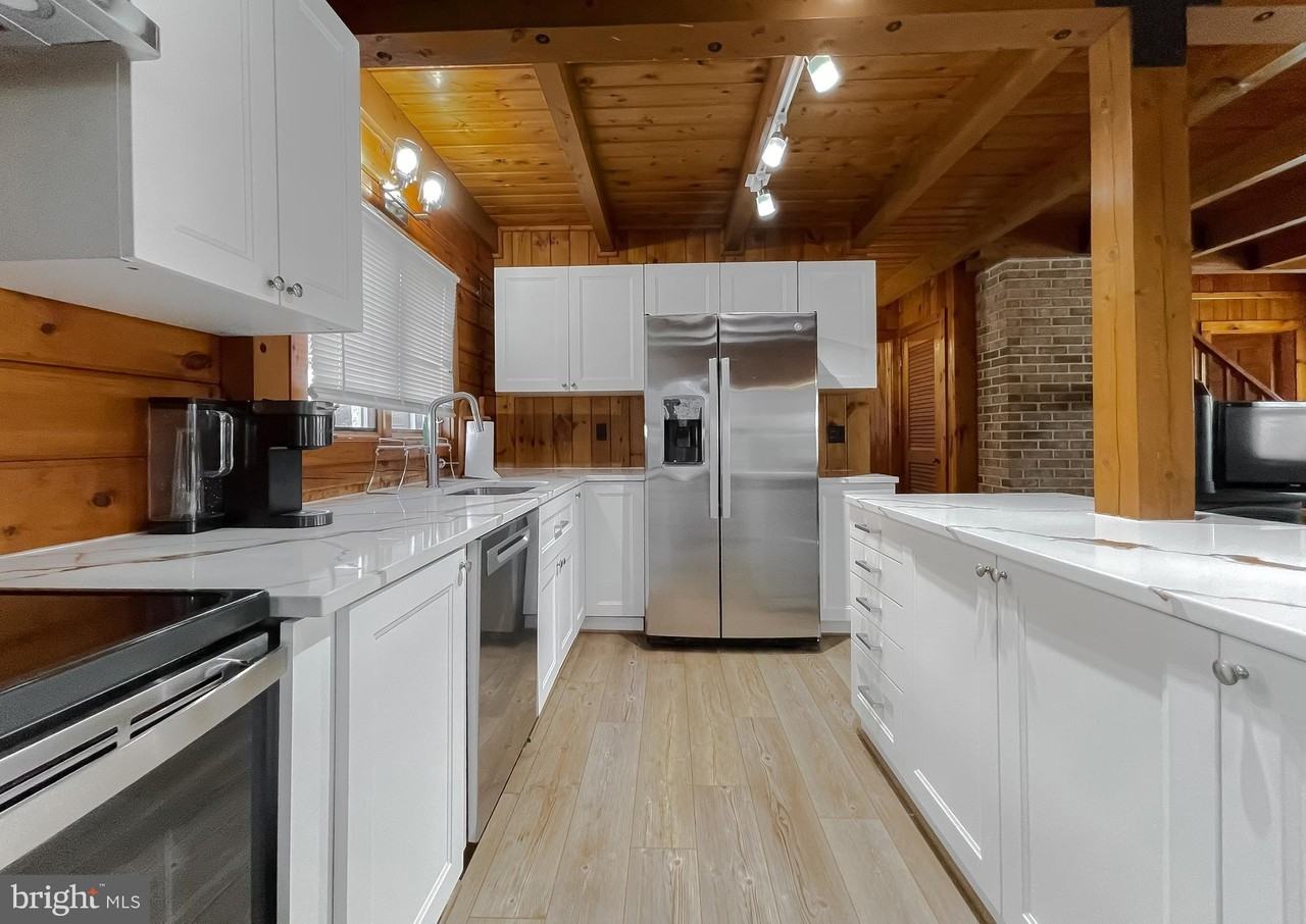 23581 Belmar Dr - Photo 3 of 50