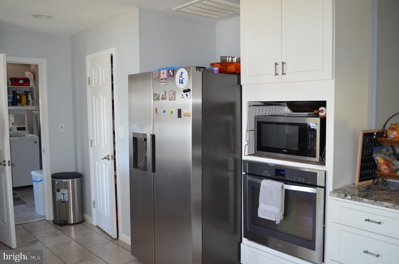 47898 Waterview Dr - Photo 4 of 24