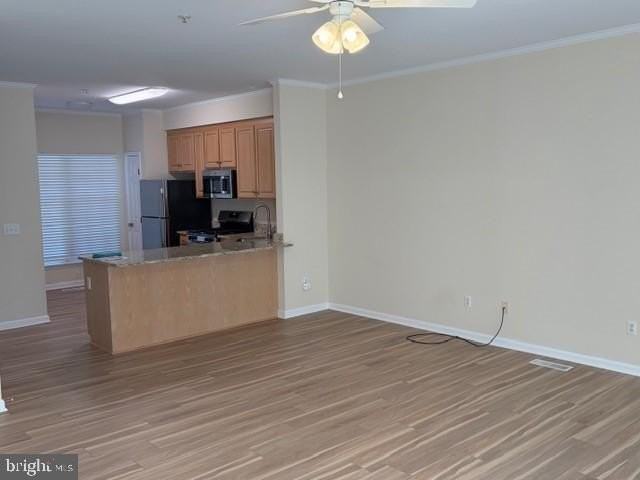 7424 Tour Dr - Photo 5 of 14