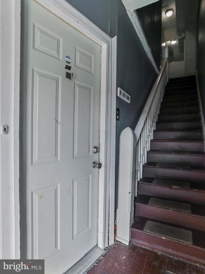 16 Snyder Ave 1st Fl - Photo 4 of 24