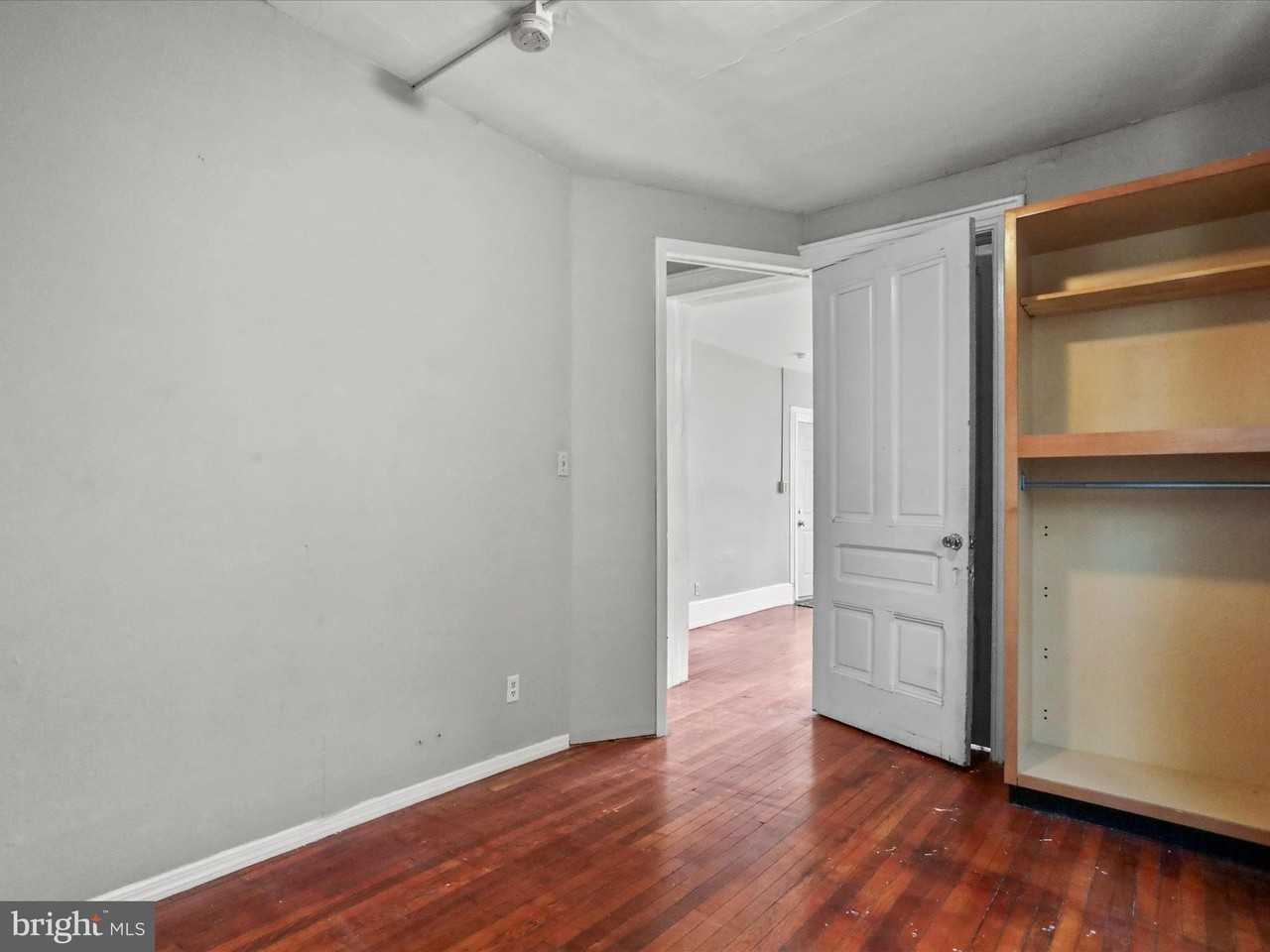 16 Snyder Ave 1st Fl - Photo 7 of 24