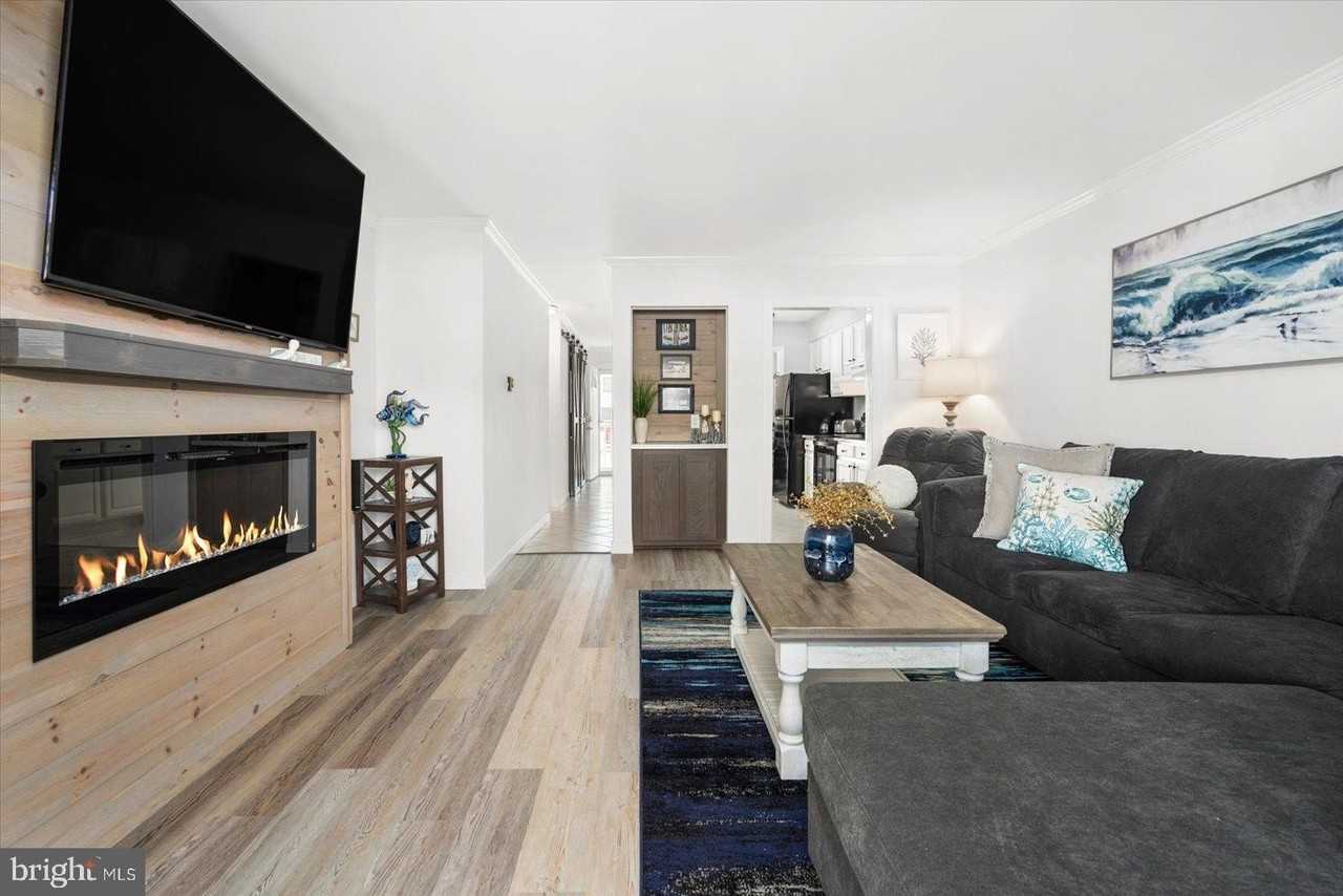 714 Mooring Rd Unit C105 - Photo 6 of 35