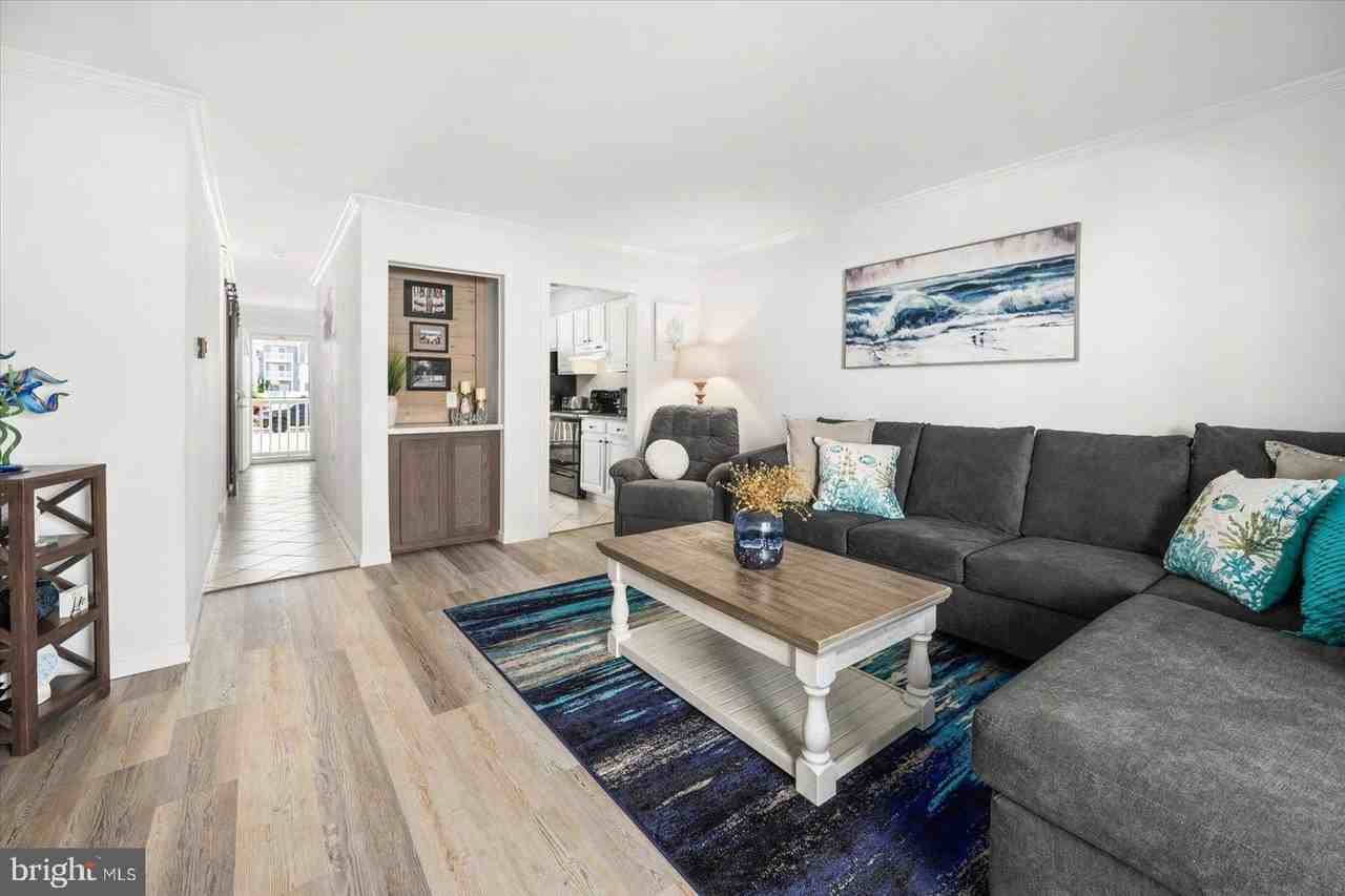 714 Mooring Rd Unit C105 - Photo 7 of 35