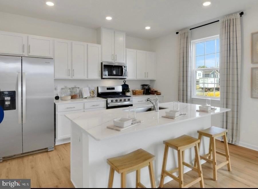 123 Malibu Dr - Photo 3 of 10