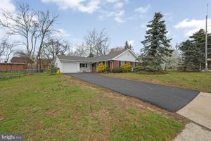 featured image of 2 S Sunset Rd