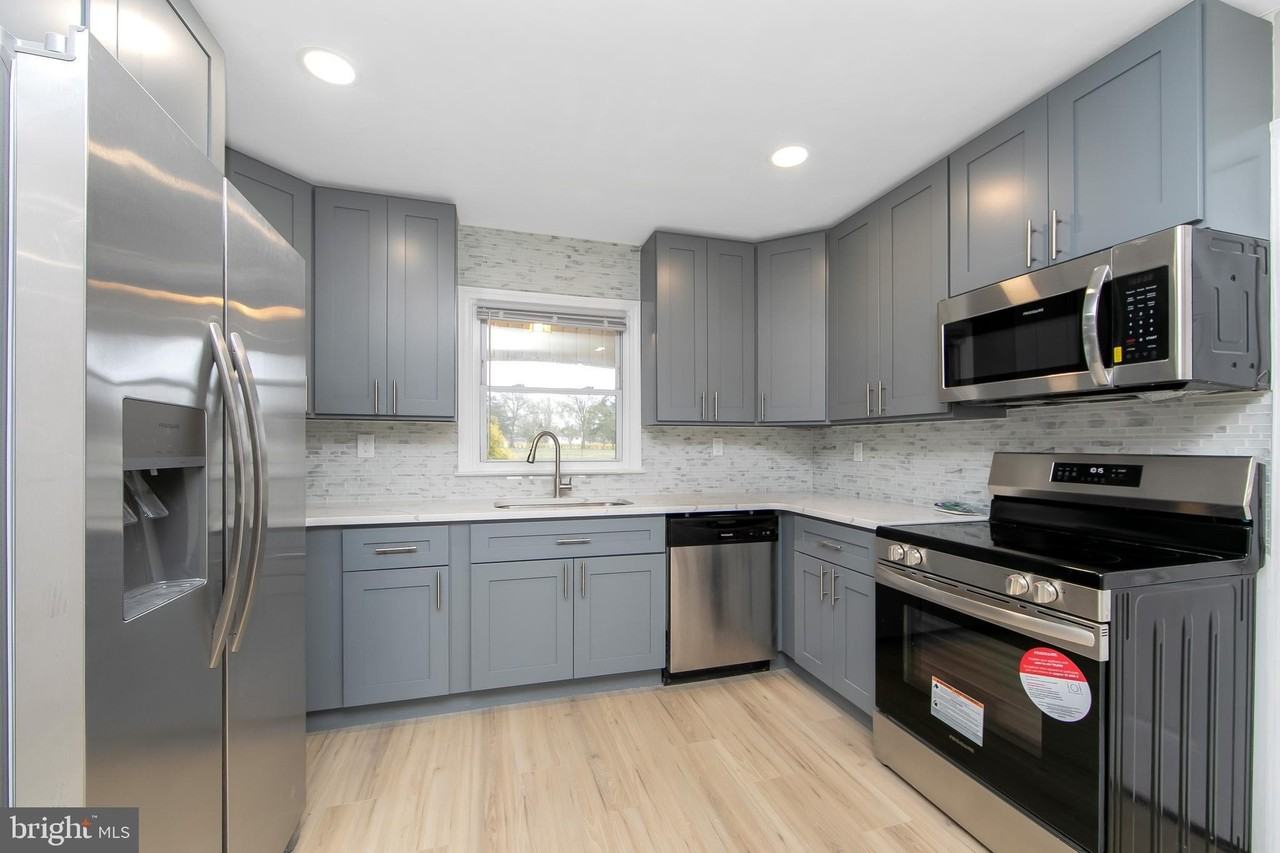 2 S Sunset Rd - Photo 5 of 27