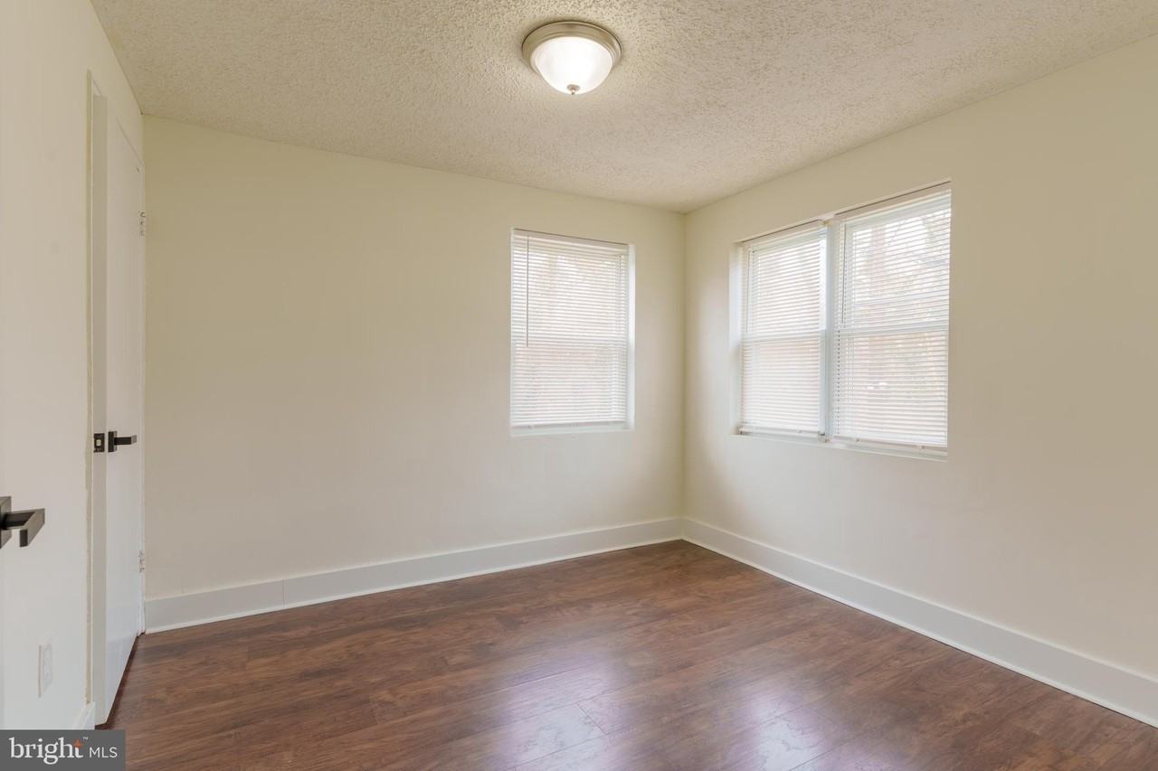 101 E Camden Ave Apt 21 - Photo 5 of 10