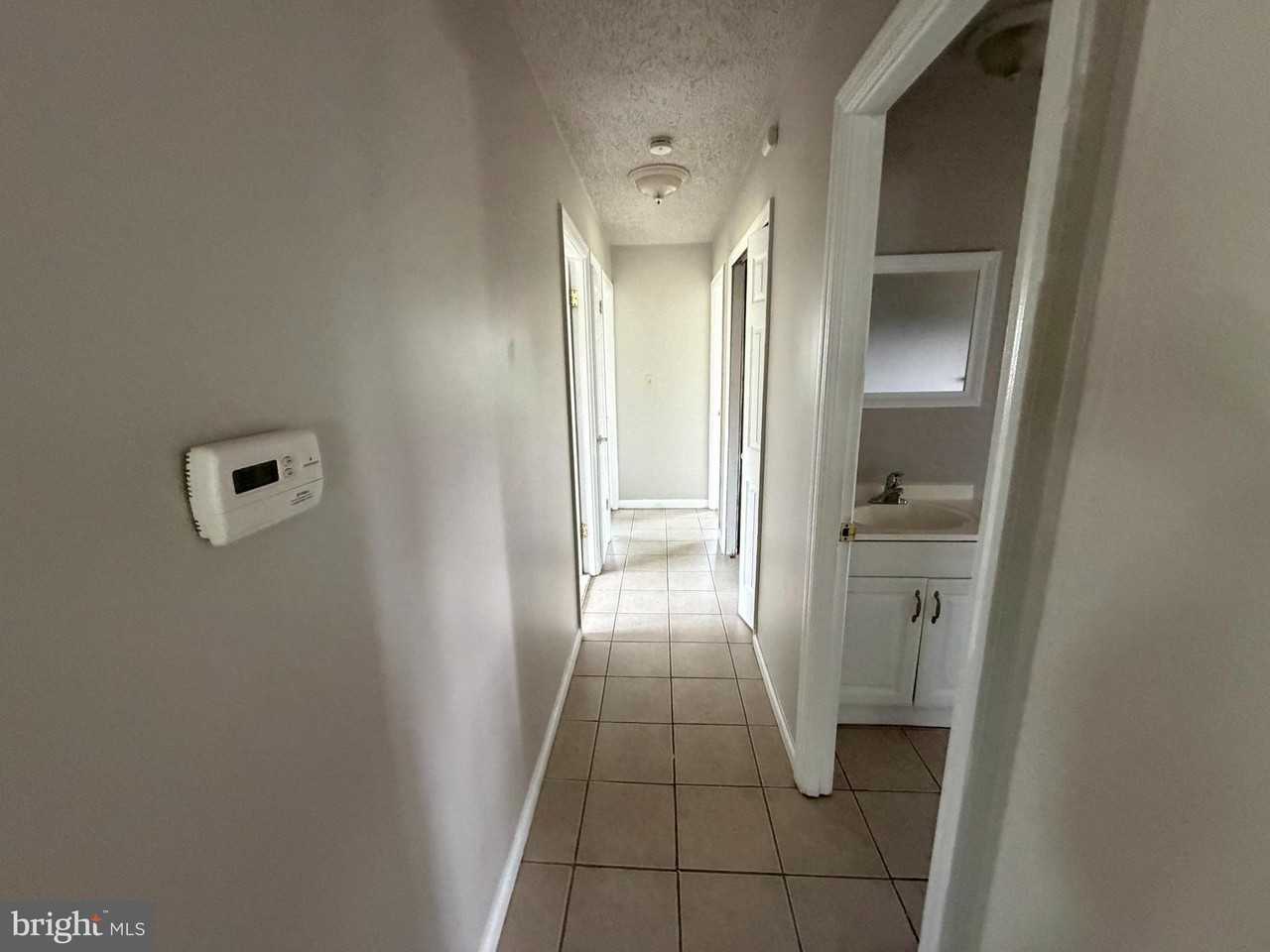 45 Meribrook Cir - Photo 5 of 7