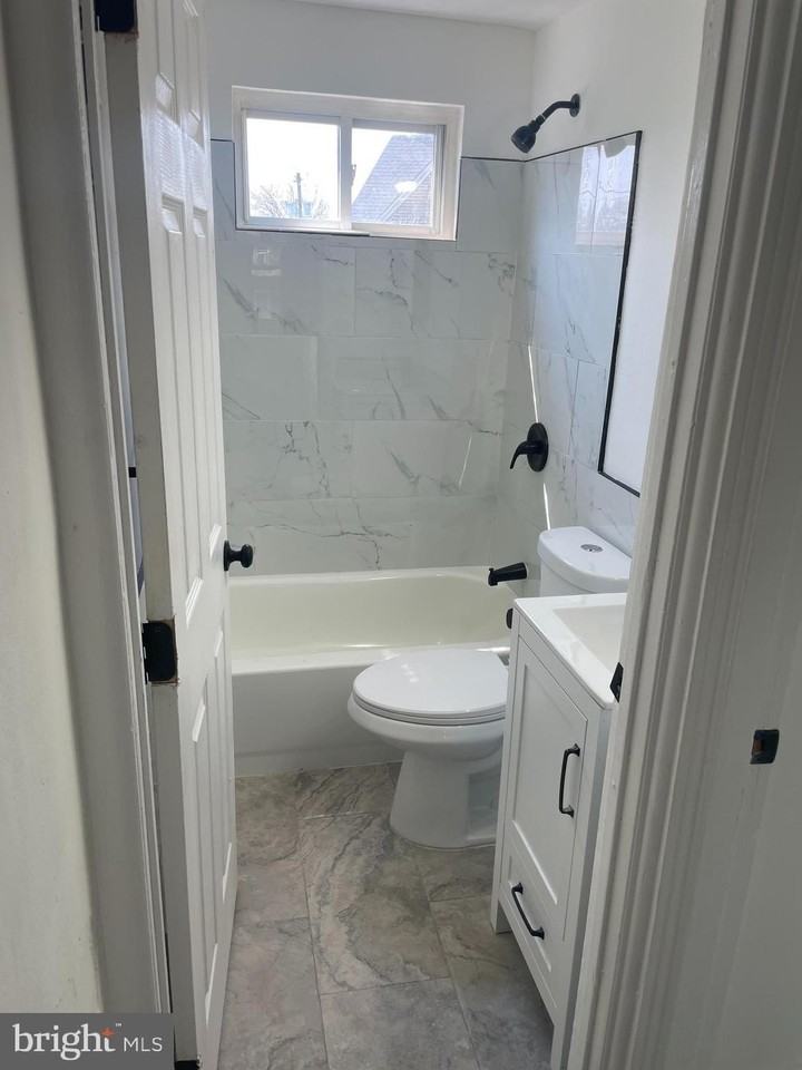 3079 Alabama Rd - Photo 3 of 13