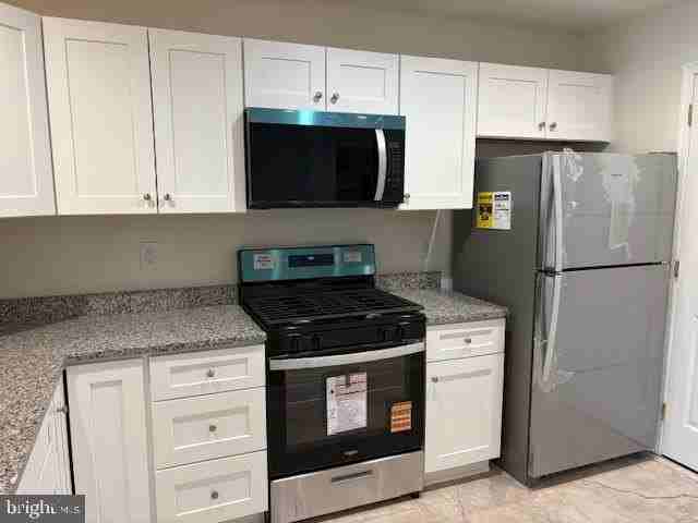 2403 BEACON Drive - Photo 5 of 21