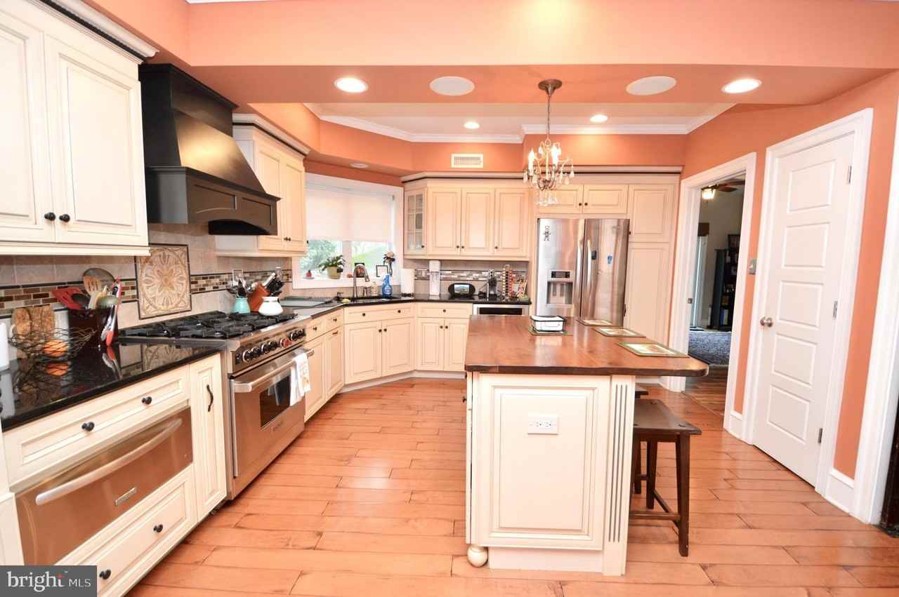 18 10th Ave - Photo 5 of 22