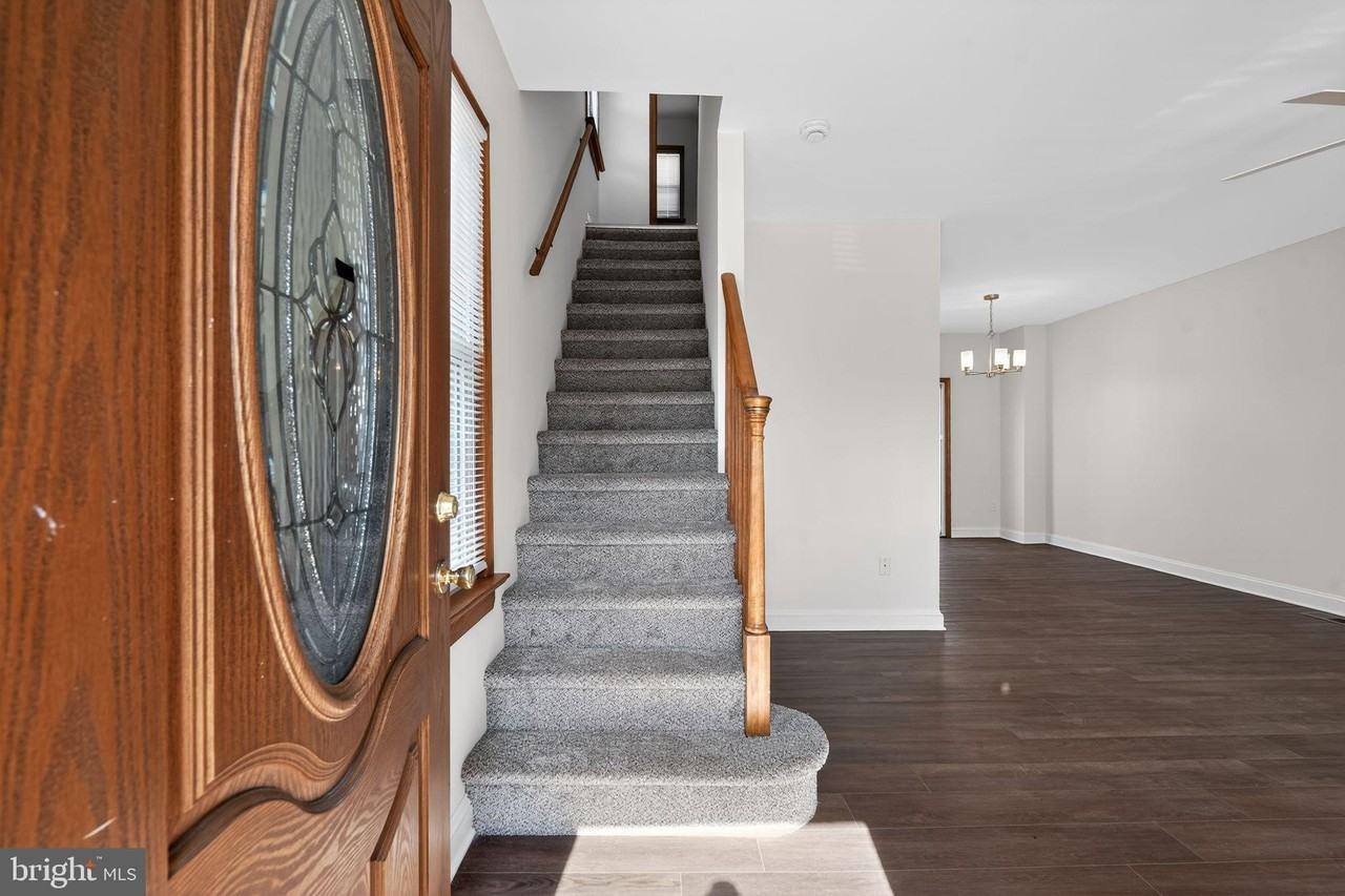 511 3rd Ave - Photo 2 of 23