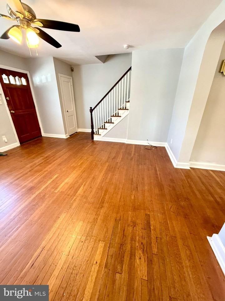 324 S 27th St - Photo 6 of 17