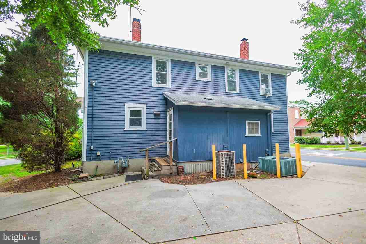 130 State St - Photo 4 of 17