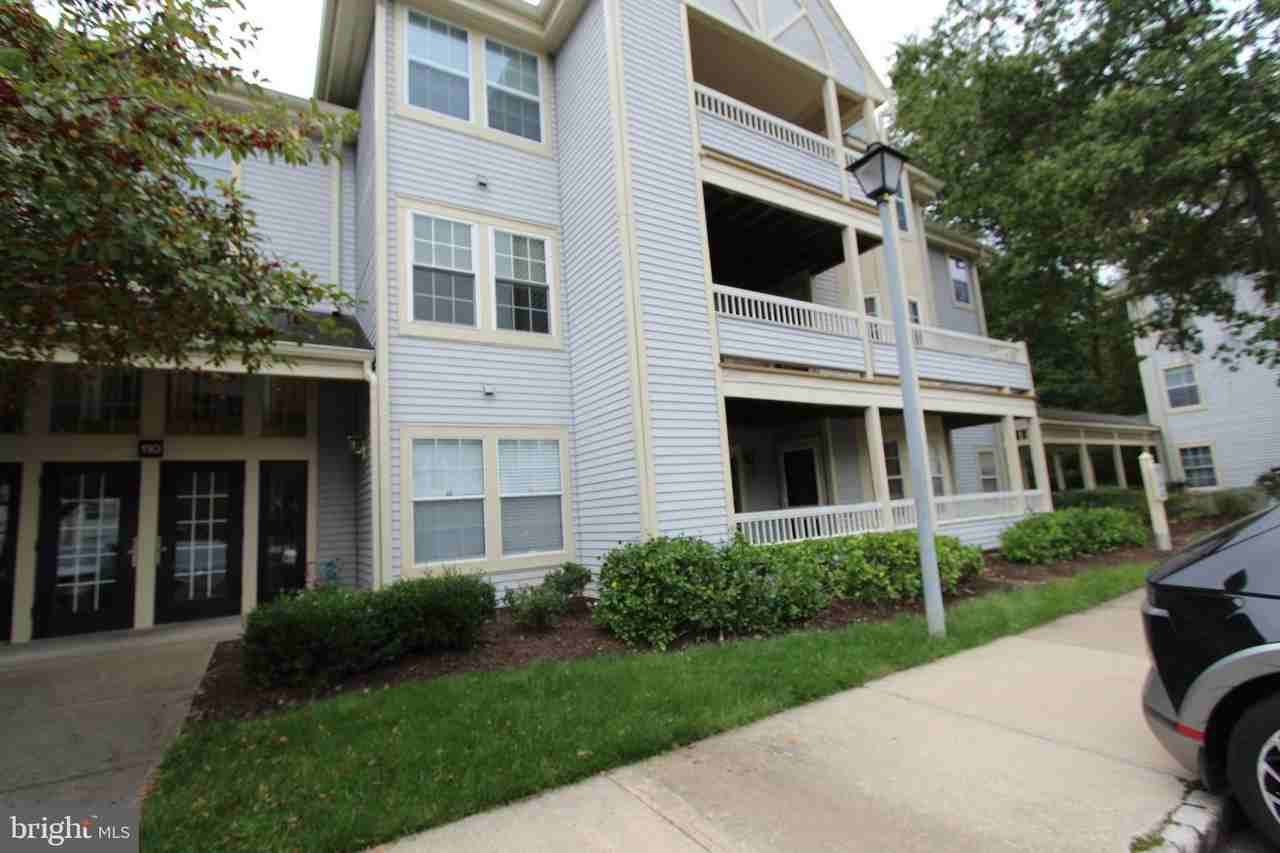 110 Biscayne Ct #8 - Photo 3 of 28